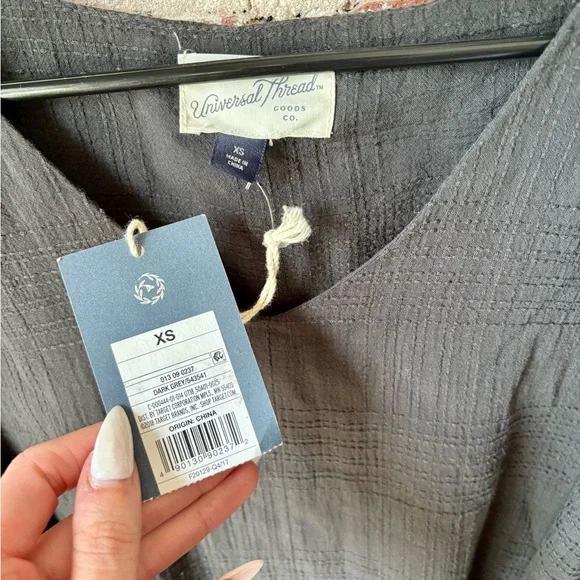 NWT Universal Thread Women's Flutter Short Sleeve Mini Dress in Dark Gray - Picture 4 of 7